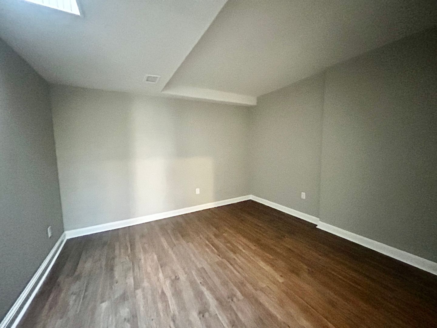 Baltimore Apartment: 506 W Franklin street