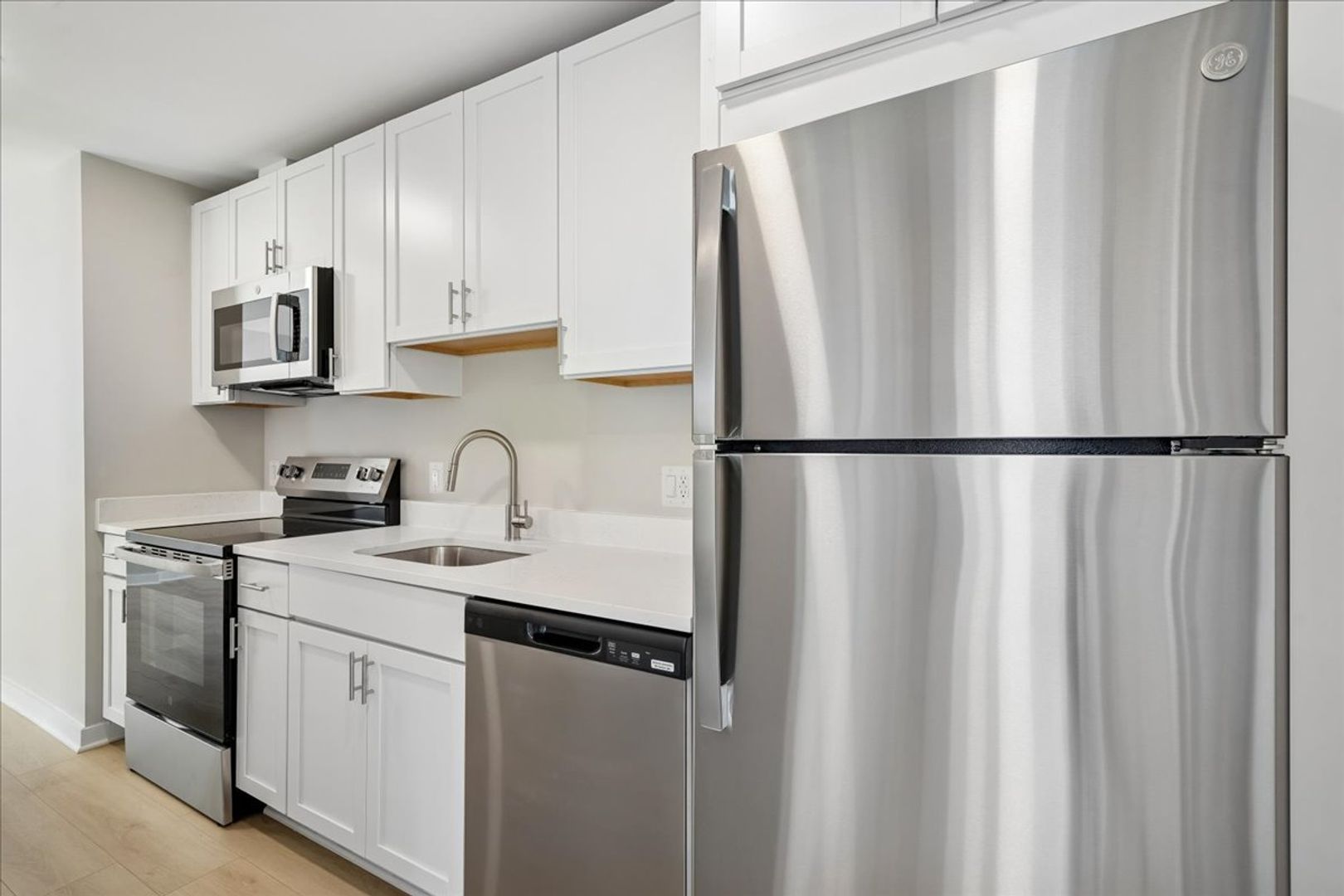 Washington Apartment: 1410 Young Street SE