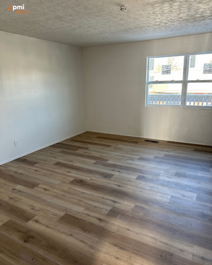 Spacious 3 Bedroom 1 Bath Apartment in Warren, OH | Hidden Village TownHomes – photo 1