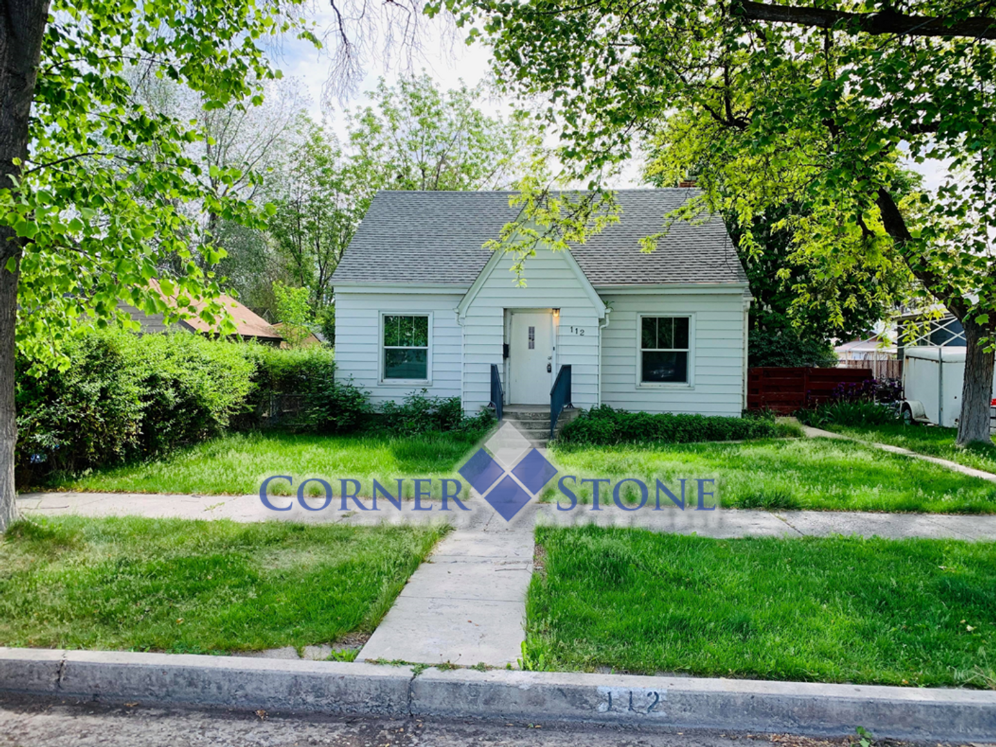 Nampa House: 112 S Juniper St