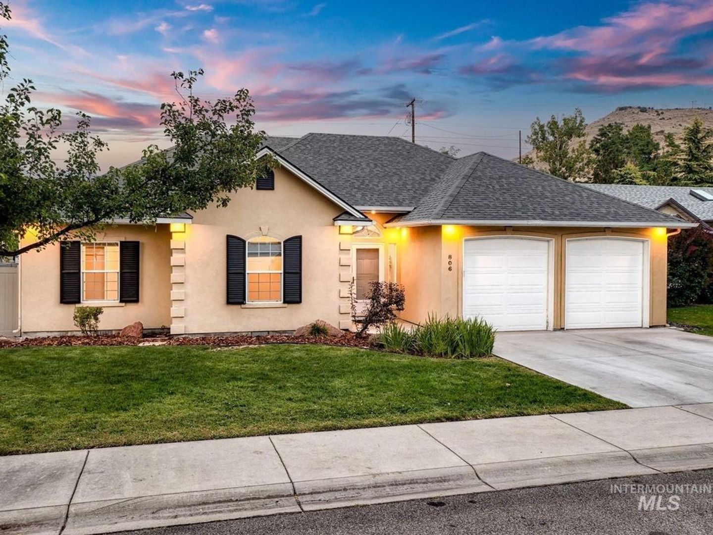 Boise House: 806 S Gray Eagle Way