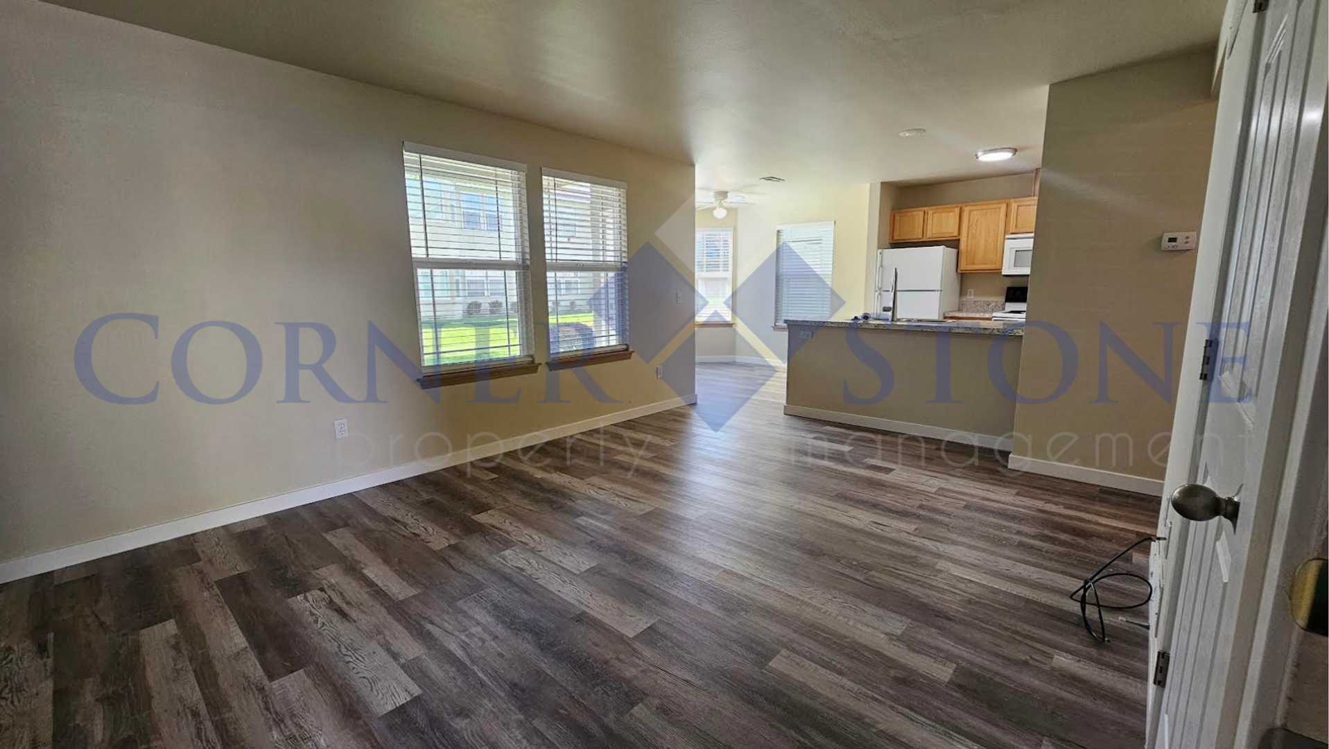 Meridian Apartment: 1805 E Overland Rd