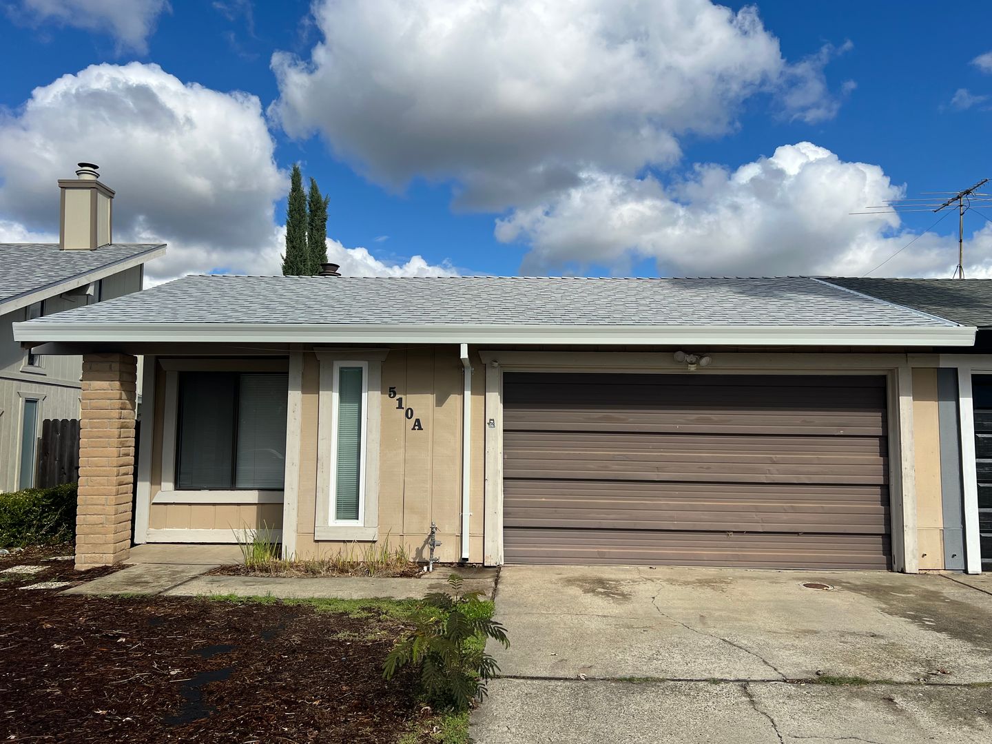 Roseville House: 510A Hyacinth Court