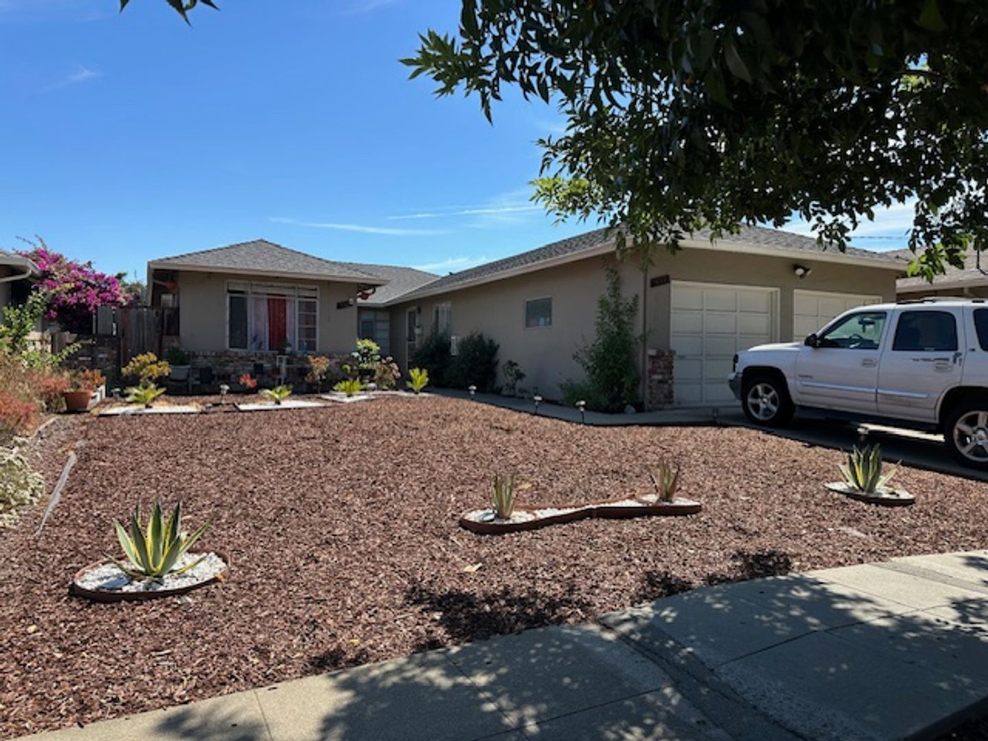 Sunnyvale Apartment: 544-548 E McKinley Ave.