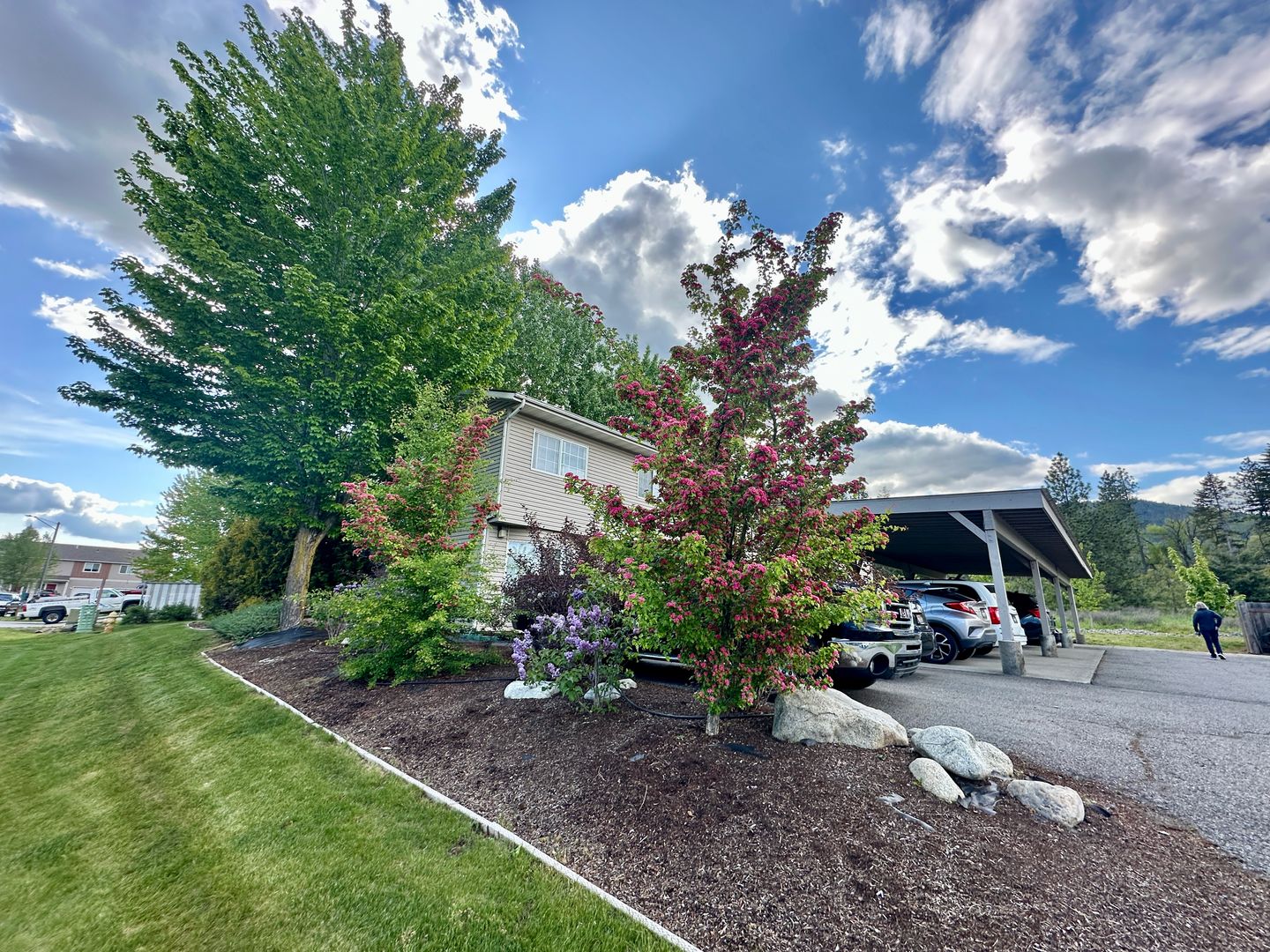 Rathdrum Apartment: 7005  W Timberline