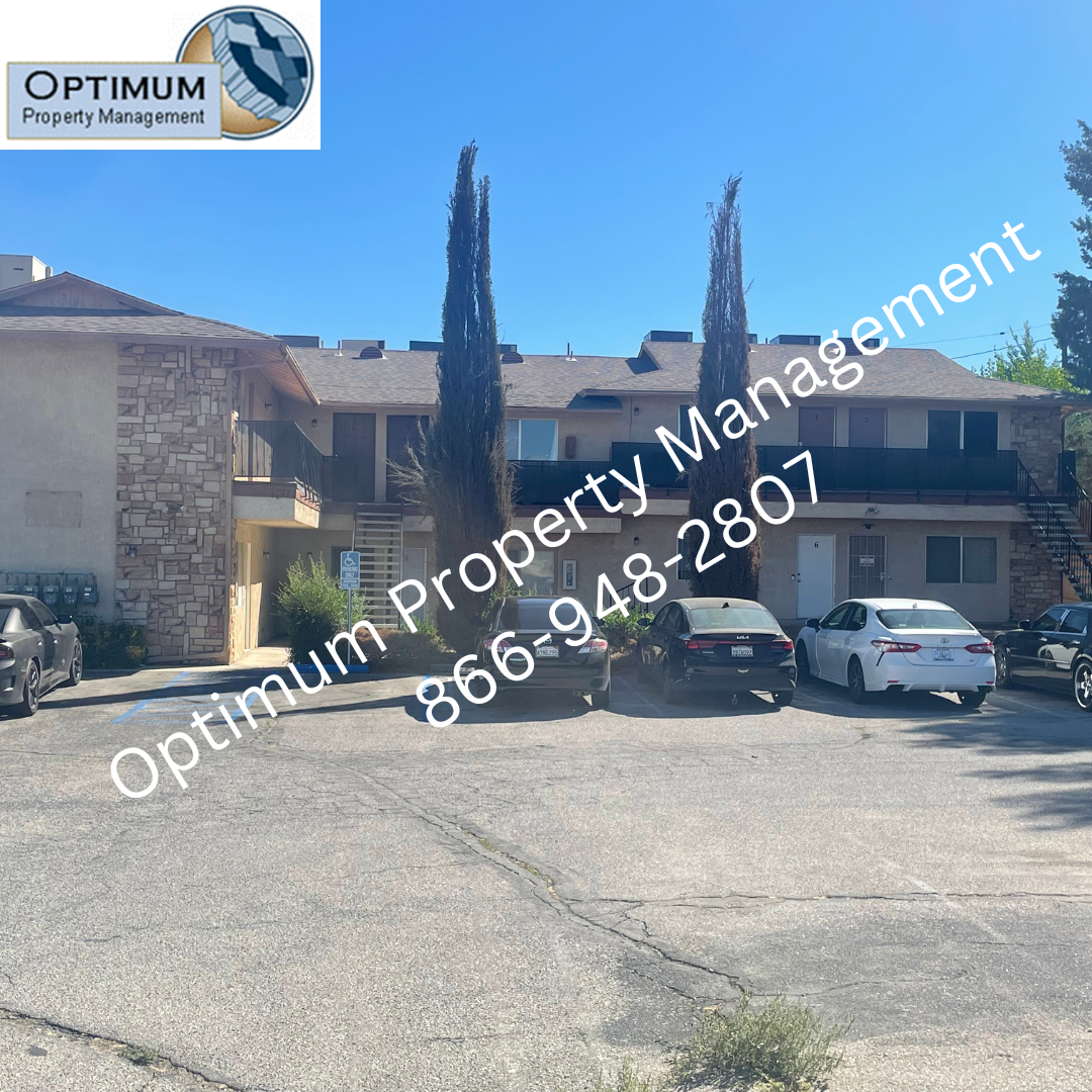 Apple Valley Apartment: 15771 Kasota Rd.  - 07