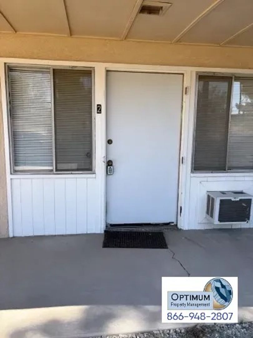 Apple Valley Apartment: 15771 Kasota Rd.  - 02