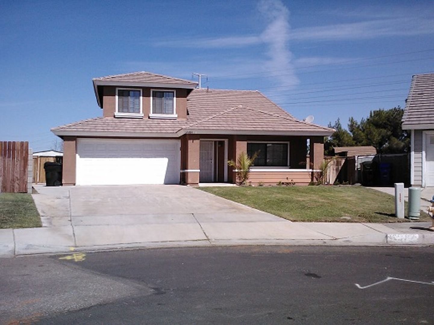 Victorville House: 12284 Cobblestone Cir