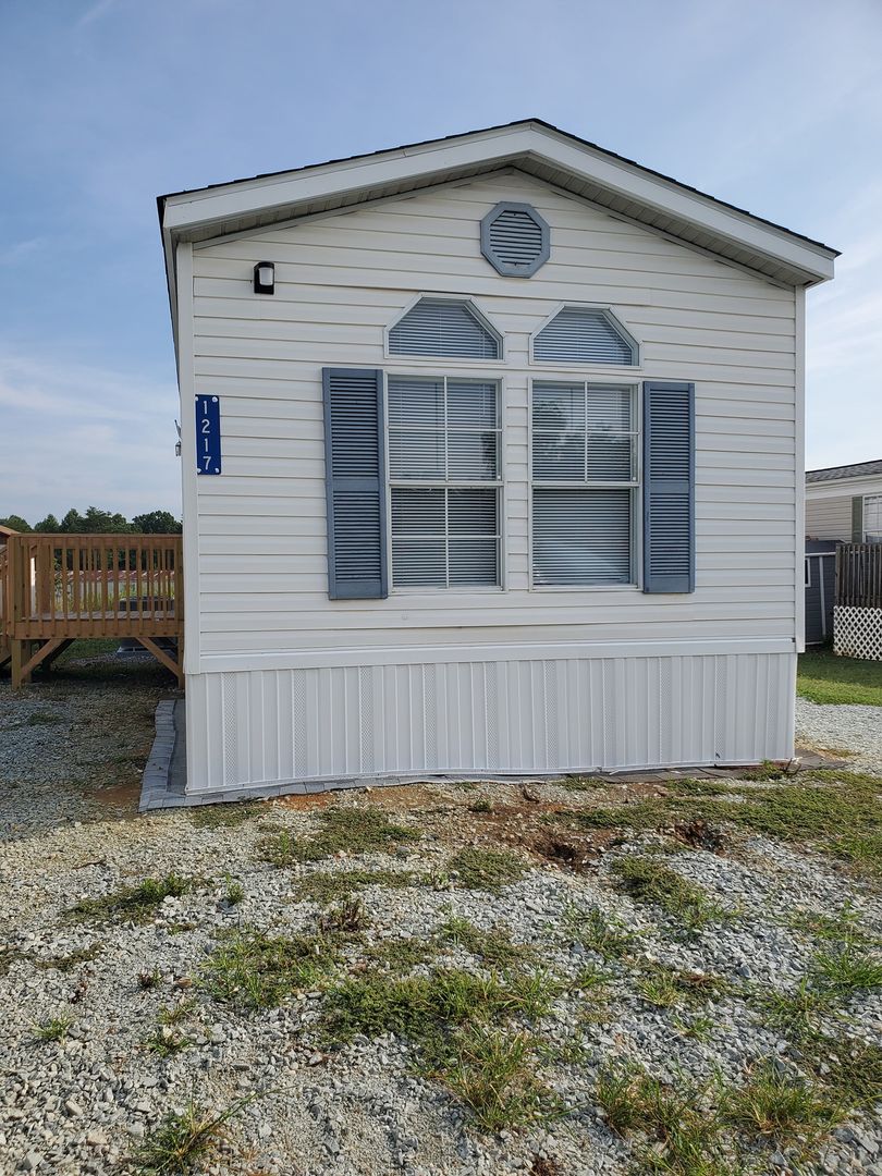 Mebane House: 1217 Sonora Dr