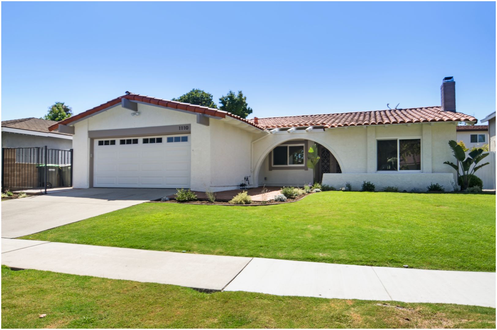 Costa Mesa House: 1110 Redding Ave