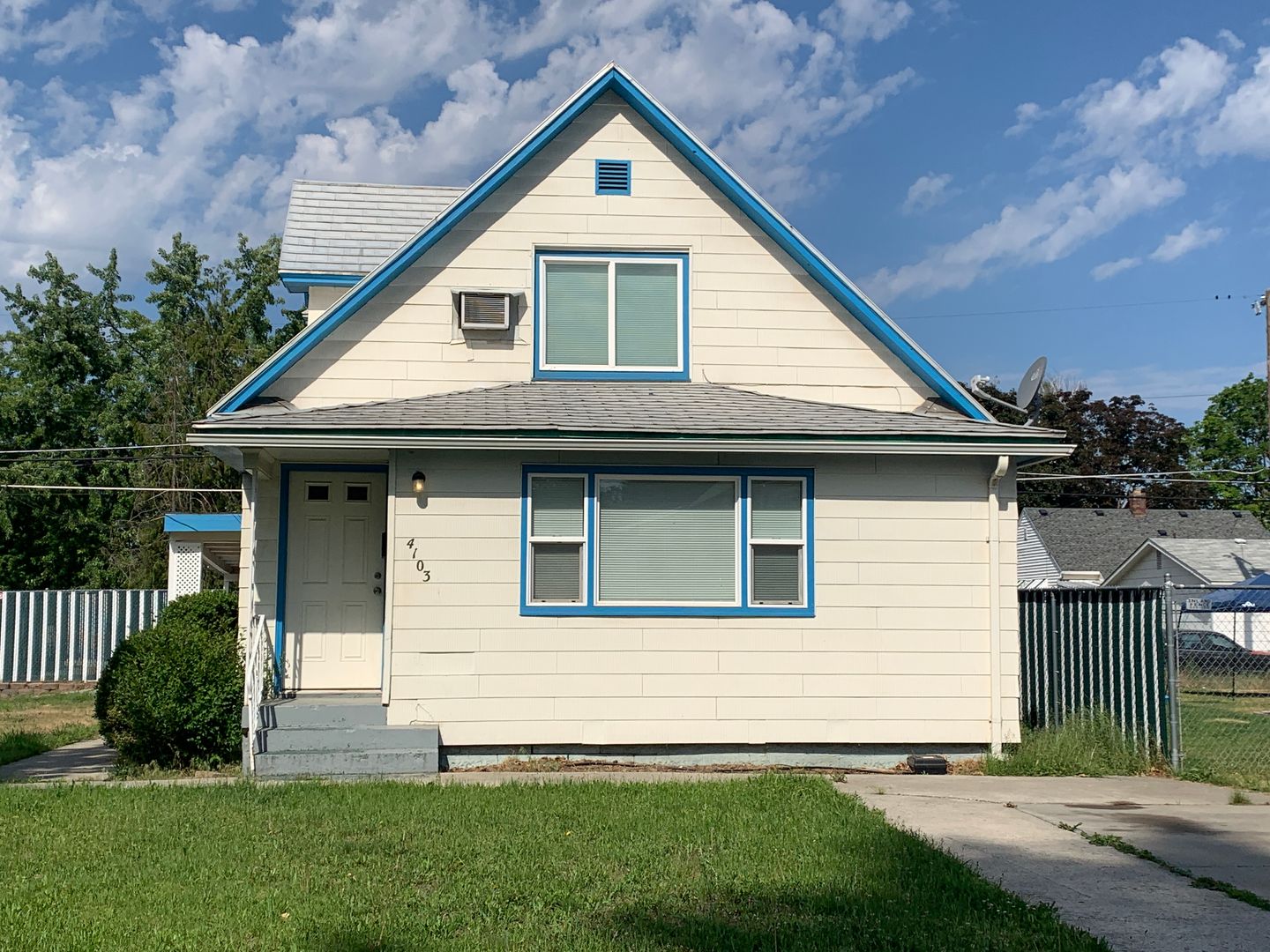 Spokane Apartment: 4103 N Adams St
