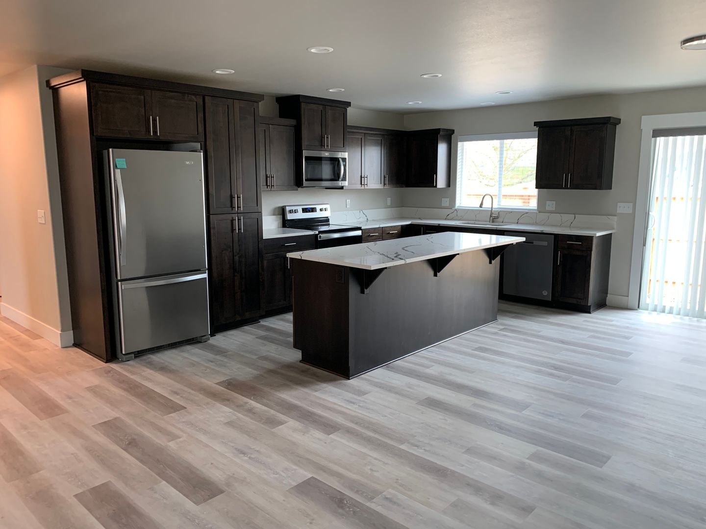 Roseburg House: 840 Crystal Court