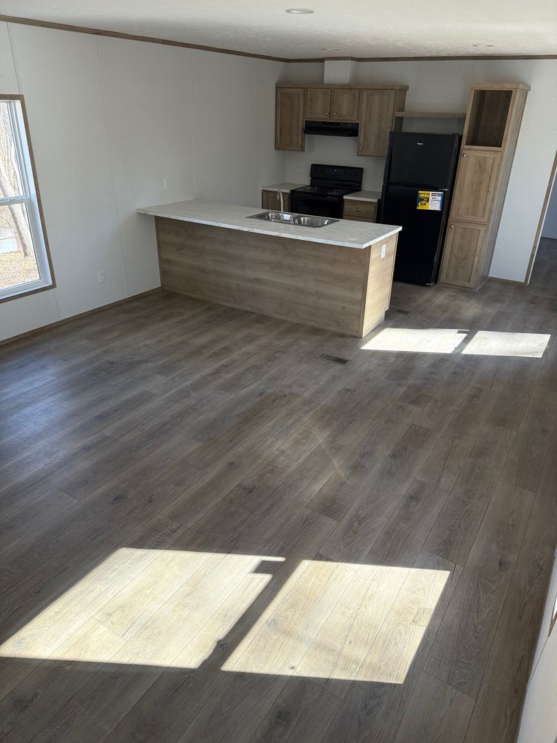 Pleasant Garden Apartment: 2587 Wayne White Rd