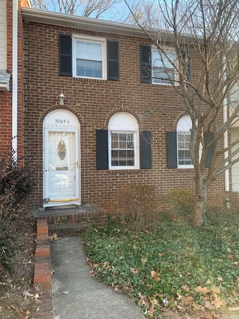 Greensboro Townhome: 3004 Overton Drive, Unit C