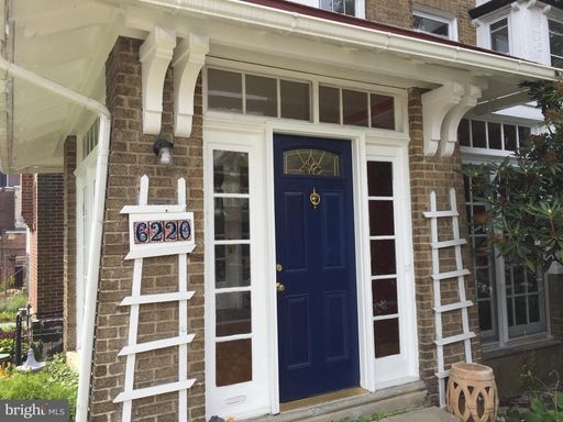 5 Bedroom Townhome – 6220 Carpenter St, Philadelphia, PA 19143-2907
