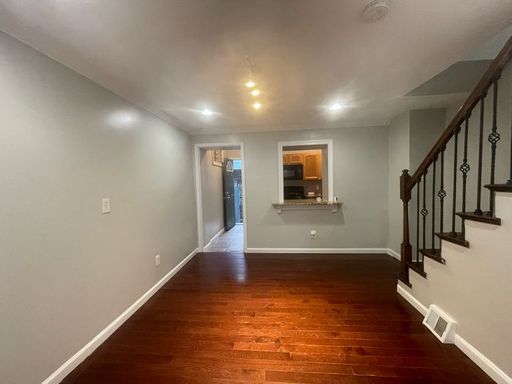 2 Bedroom Rental – 3971 Wyalusing Ave, Philadelphia, PA 19104-1125