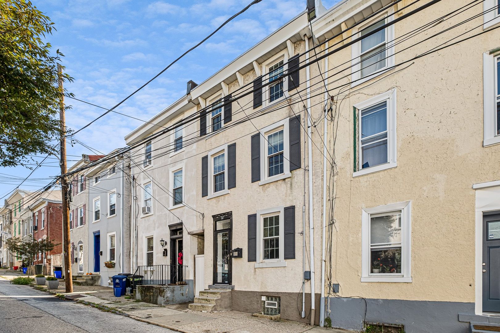 Philadelphia Apartment: 147 East St