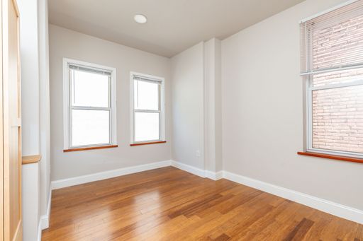$1,415 per month! Move in by September 15 and pay only $1,375 per month – photo 1