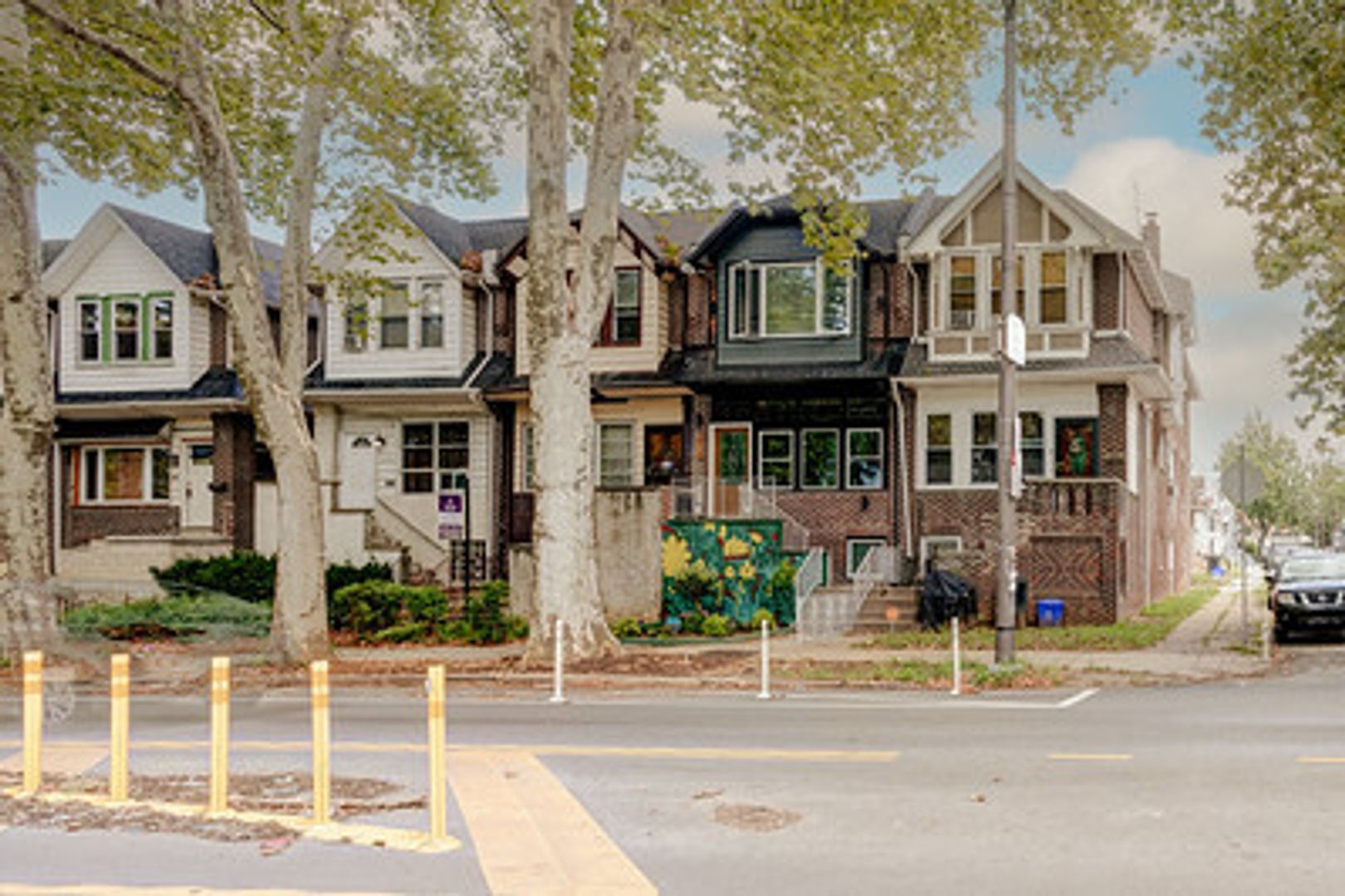 Philadelphia Apartment: 513 Cobbs Creek Parkway