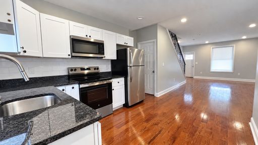 2 Bedroom House – 1346 S 30th St, Philadelphia, PA 19146-3502