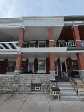 Spacious 1st floor 2 bedroom apartment – photo 1