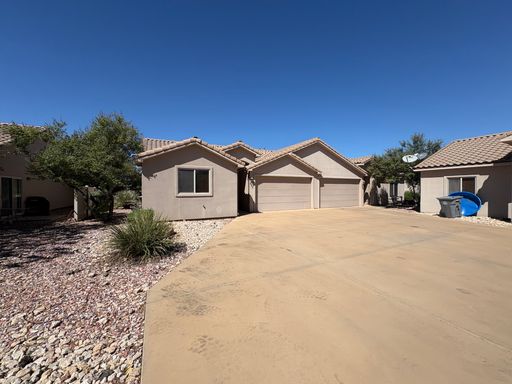 3 Bed 2 Bath Rental at 520 N 2480 W, Hurricance, UT – photo 1