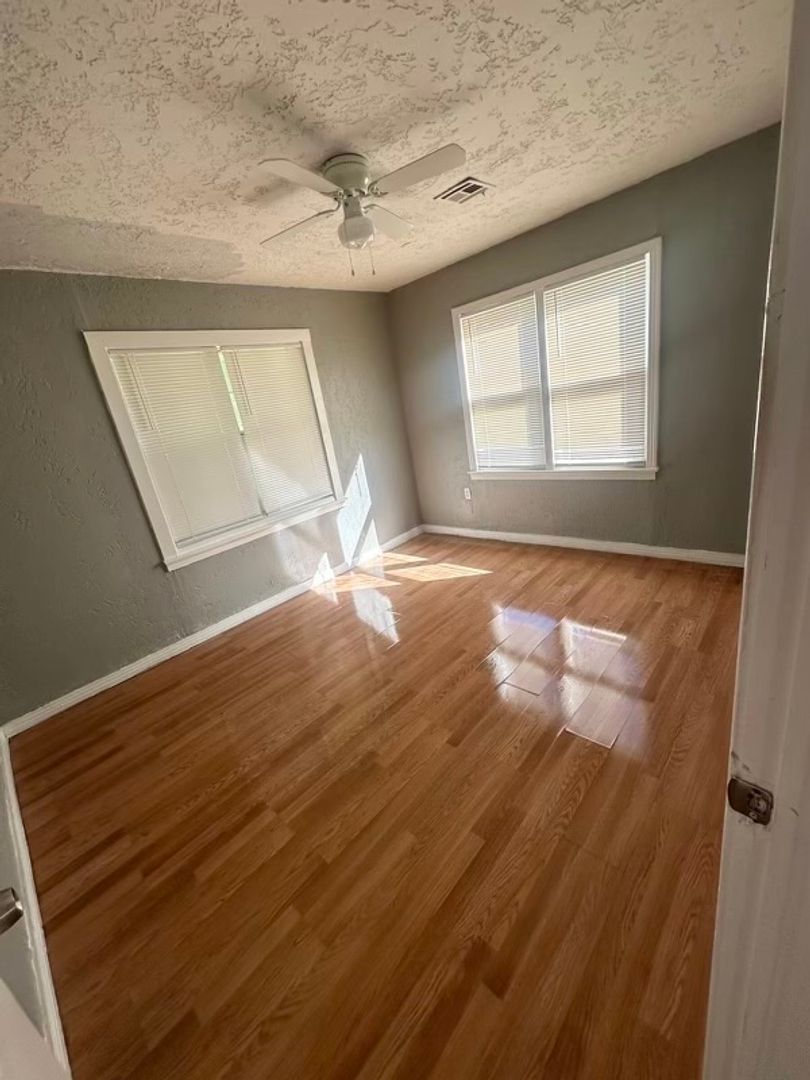 1608 NW Irwin Ave, Lawton, OK 73507