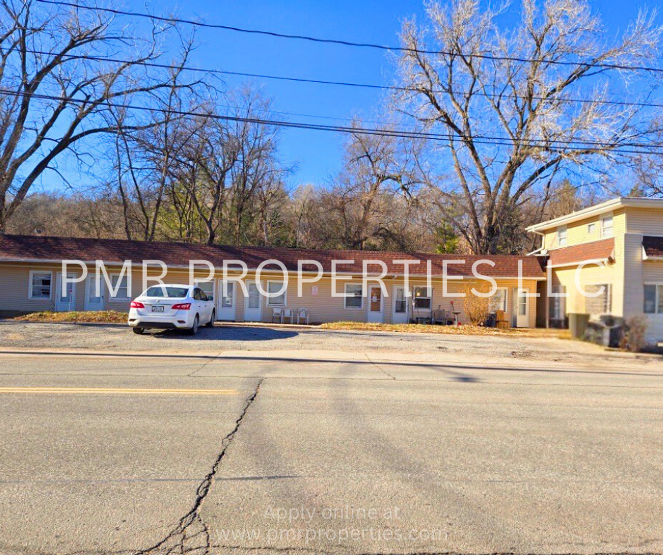 Council Bluffs Apartment: 2724 N Broadway