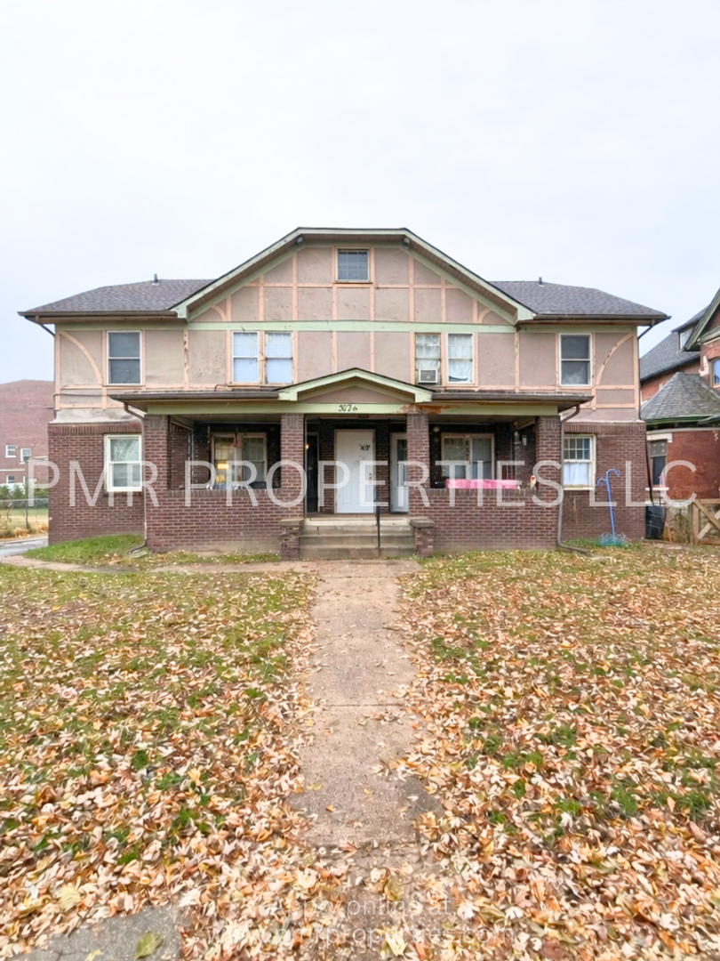 Council Bluffs Apartment: 307 s 8th Street