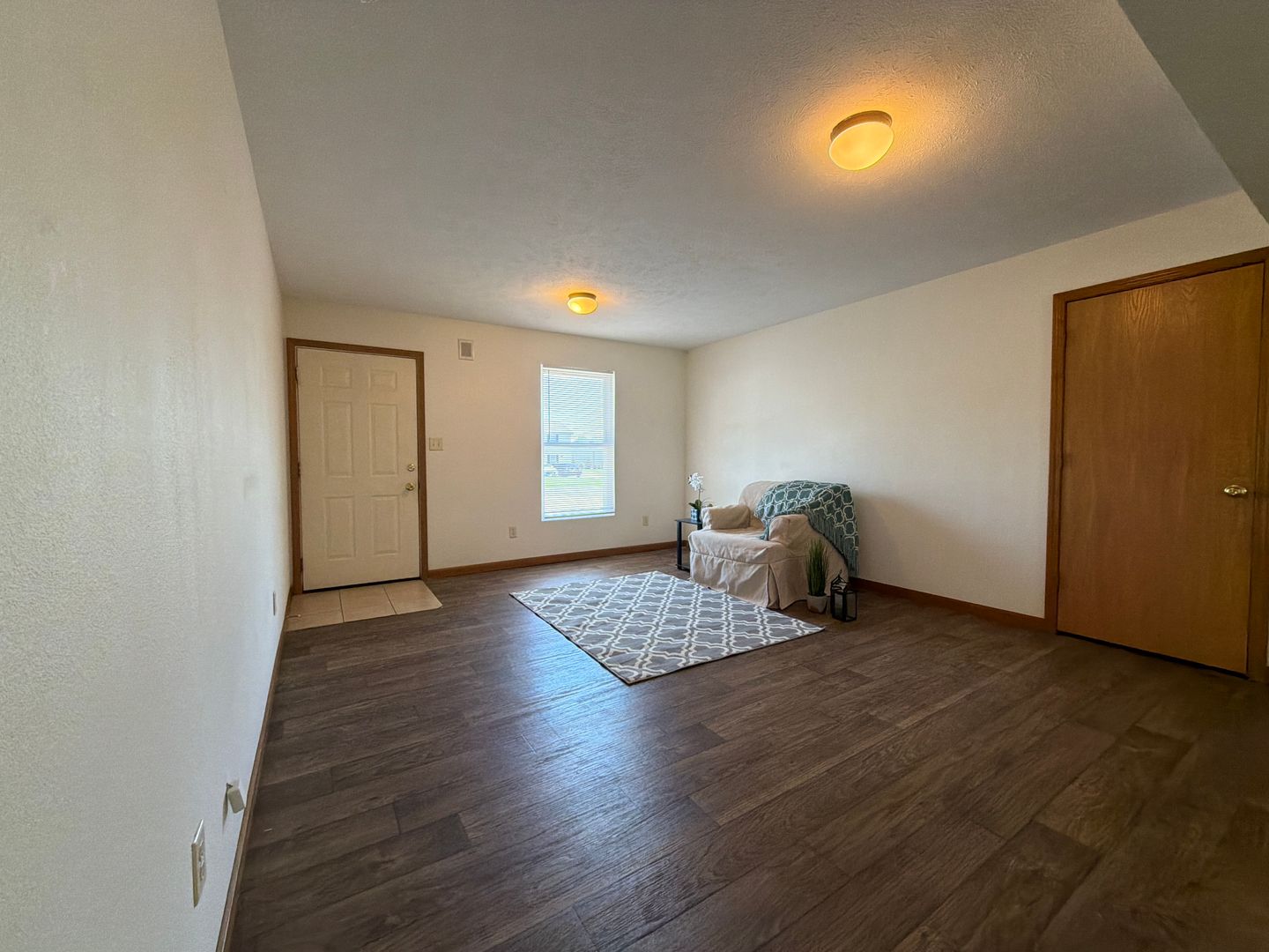Goshen Apartment: 275 Woodridge Court