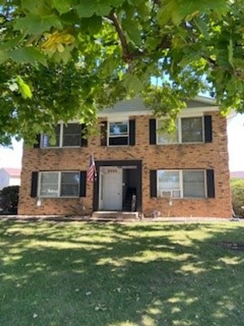 Goshen Apartment: 1016 S 16th St.