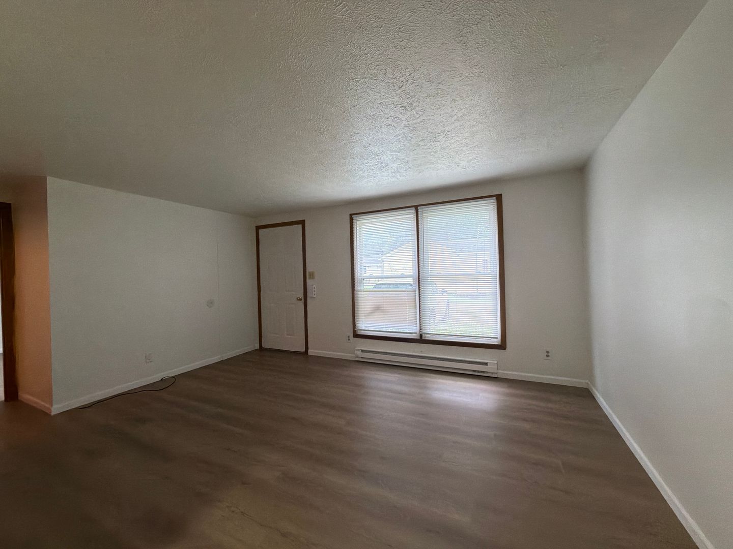 Wakarusa Apartment: 204 S. Spring St.