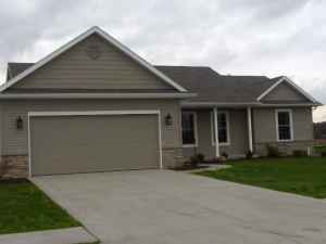 Perfect 3 Bedroom Executive Home in New Paris!