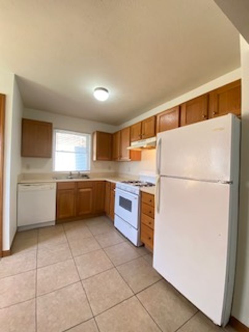 Goshen Apartment: 269 Woodridge Court