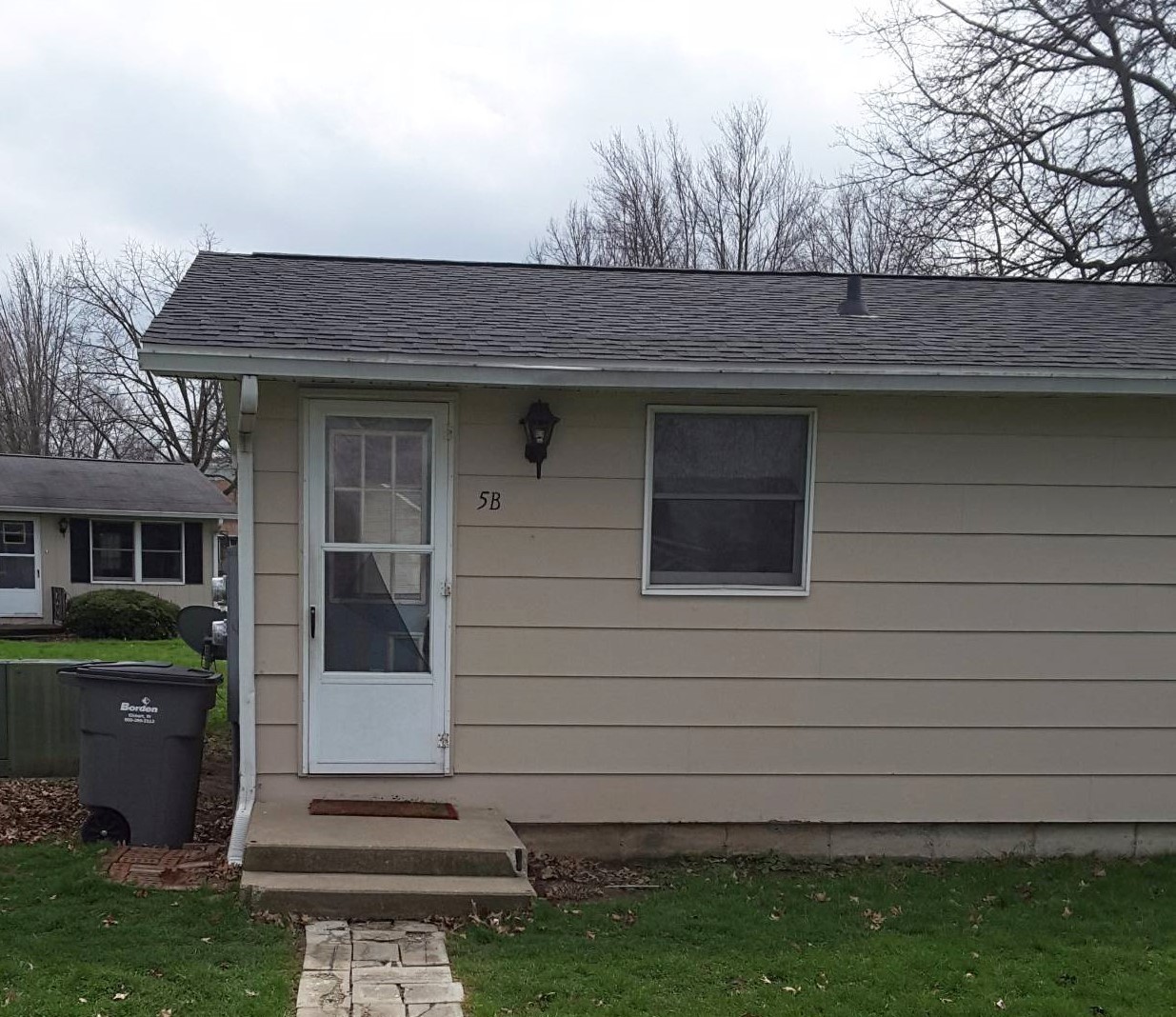 302 E. Lincoln, Apt. 5B, Wakarusa, IN 46573