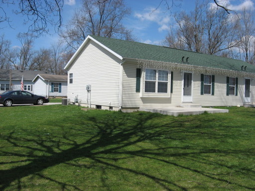 2 Bedroom Duplex in Goshen!