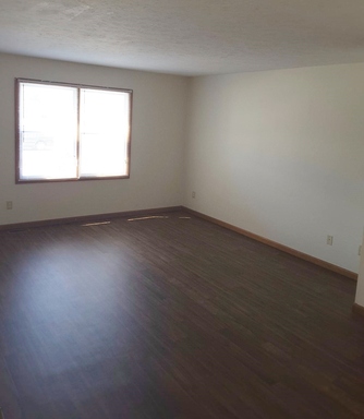LIMITED TIME FIRST MONTH'S RENT FREE!!! 2 Bedroom Apartment In Stonewall Court Apartments!