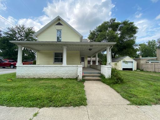 4 Bedroom Single Family Home in Goshen! – photo 1