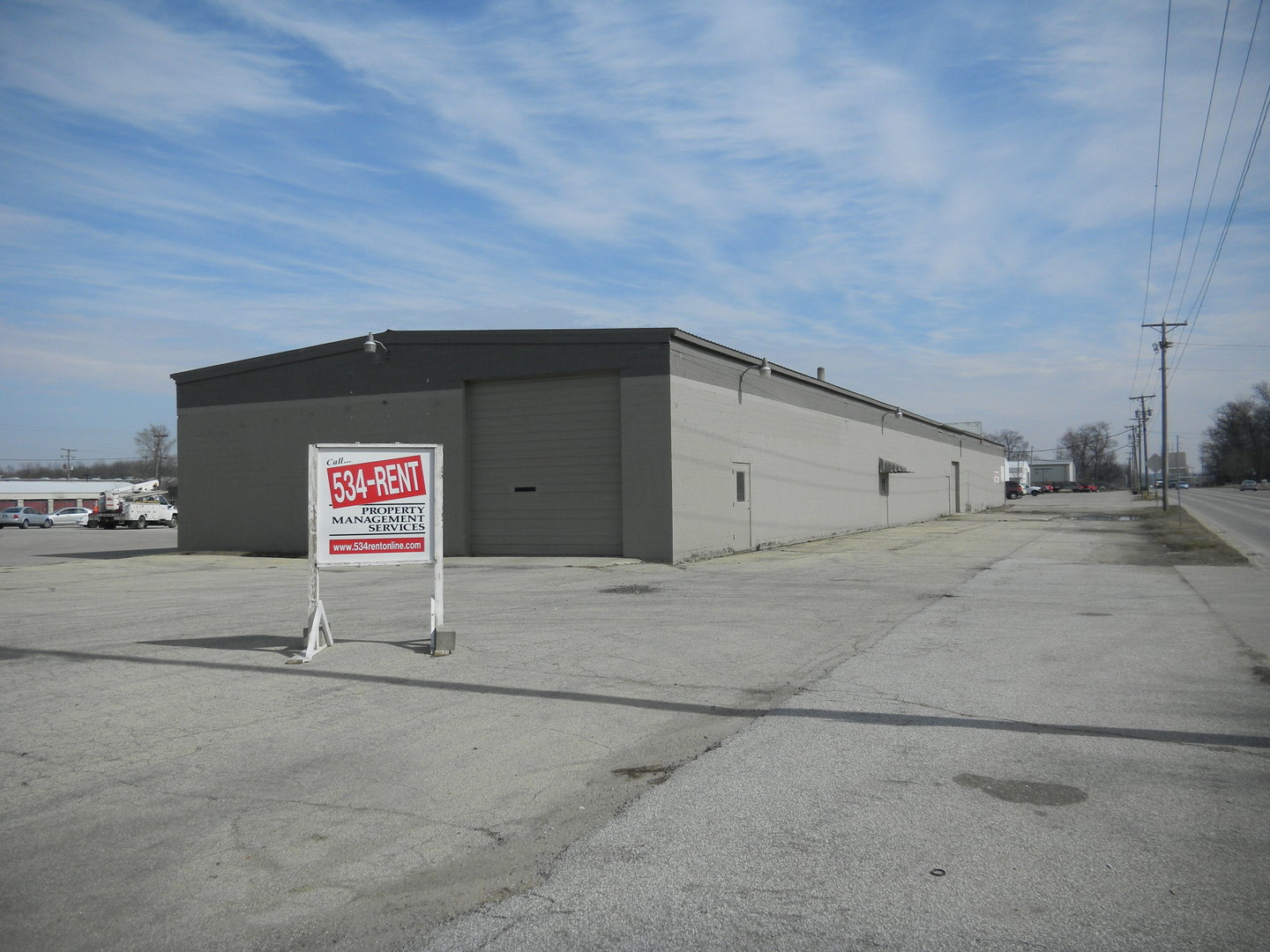 3200A Middlebury Street, Elkhart, IN 46516