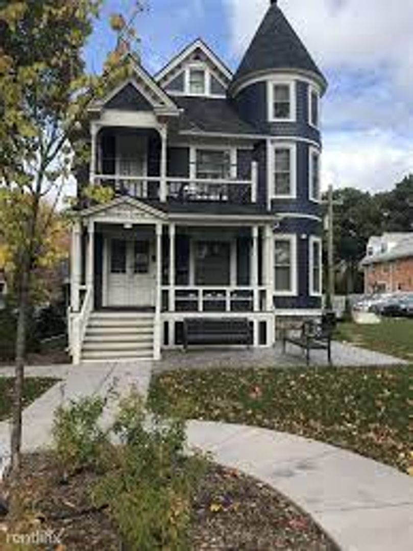 Ann Arbor Apartment: 1335 Hill St.