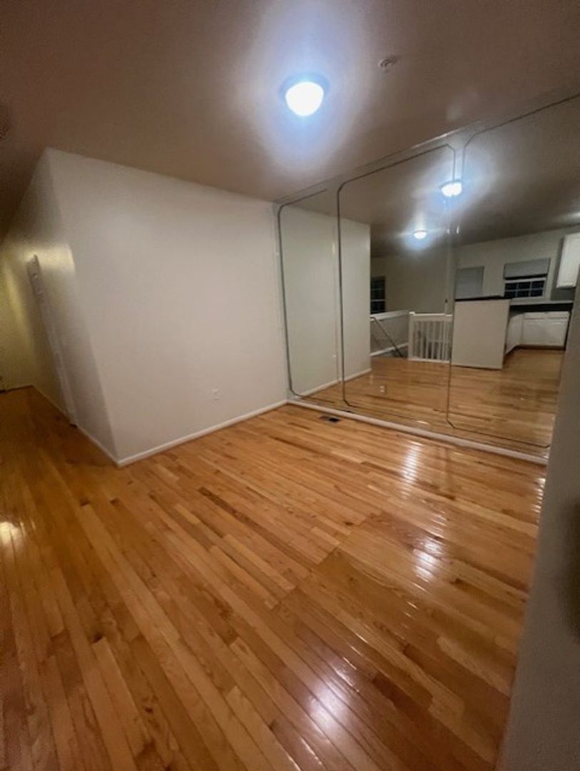 Ann Arbor Apartment: 1053 Maiden Lane