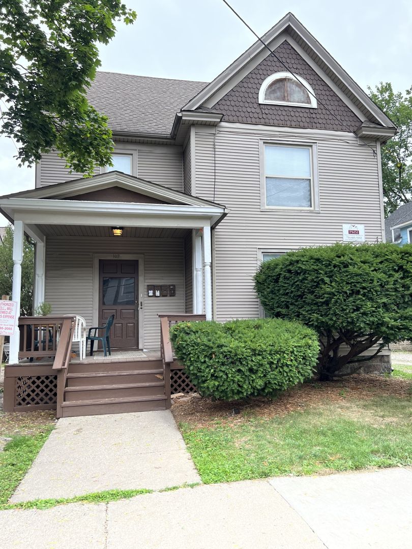 Ann Arbor Apartment: 109 N.Thayer St.