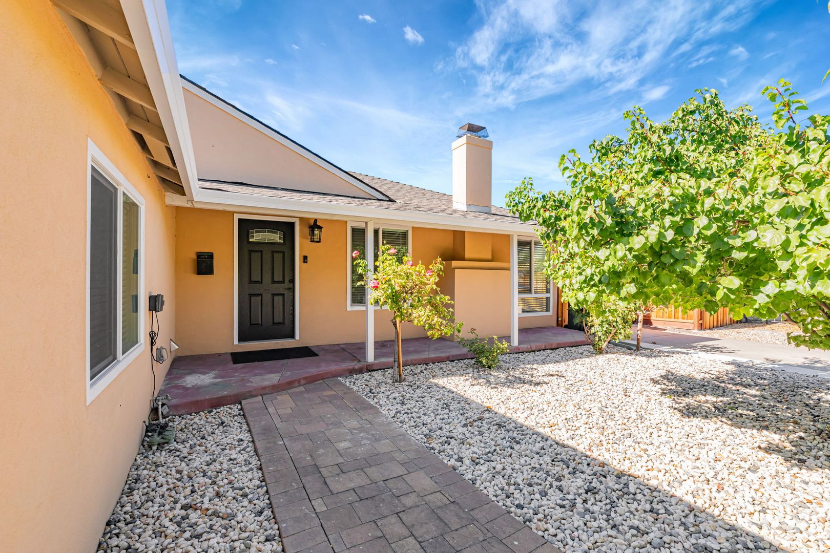 San Jose House: 2125 Walnut Grove