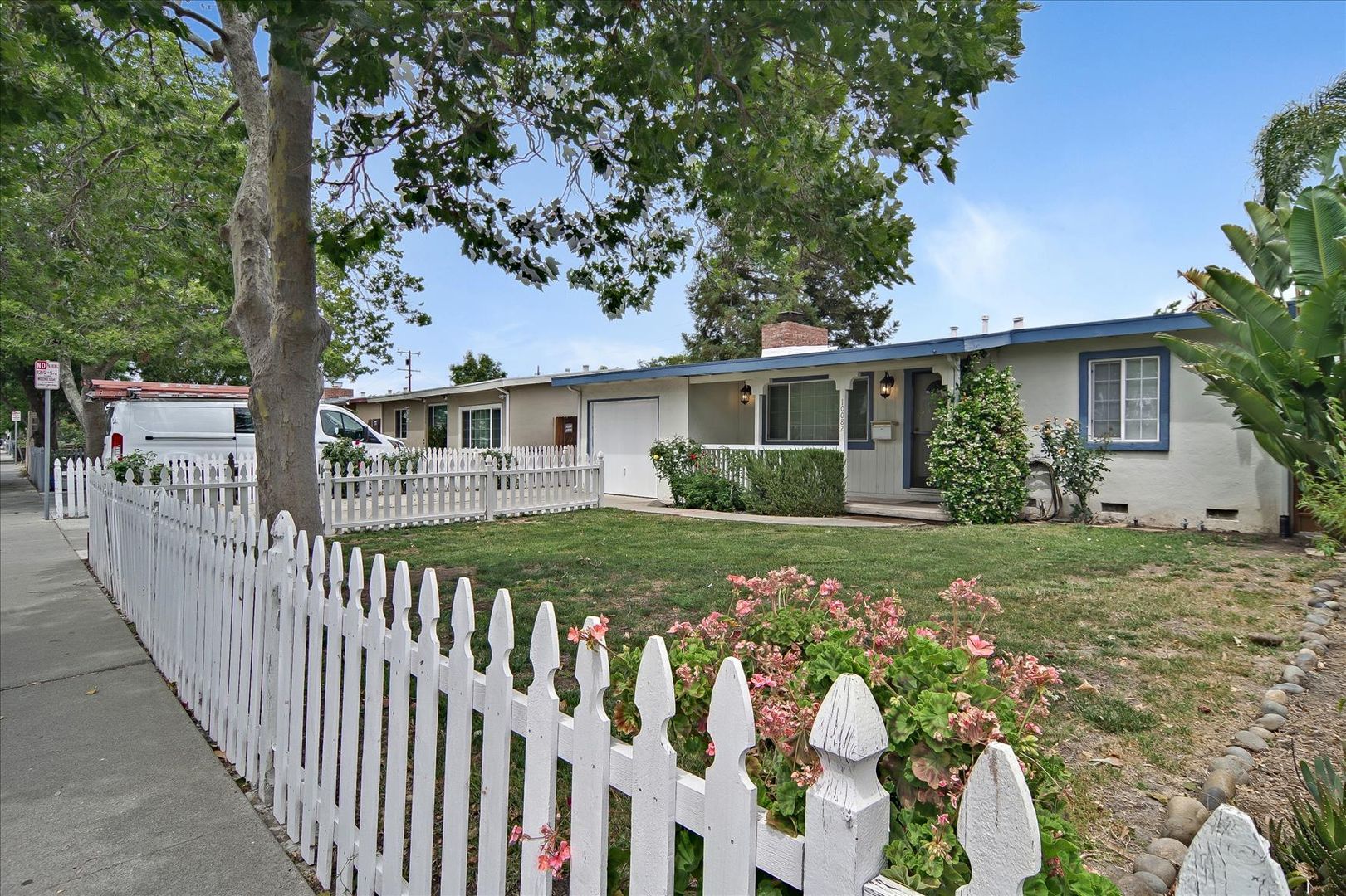 San Jose House: 10082 Endfield Way