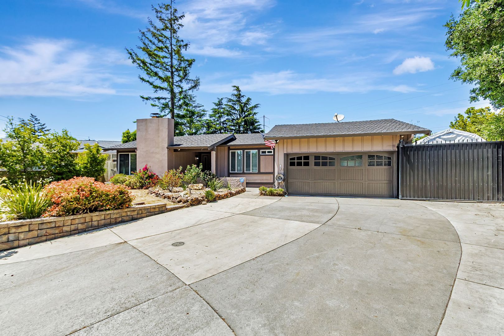 13431 Holiday Ct 3 of 12