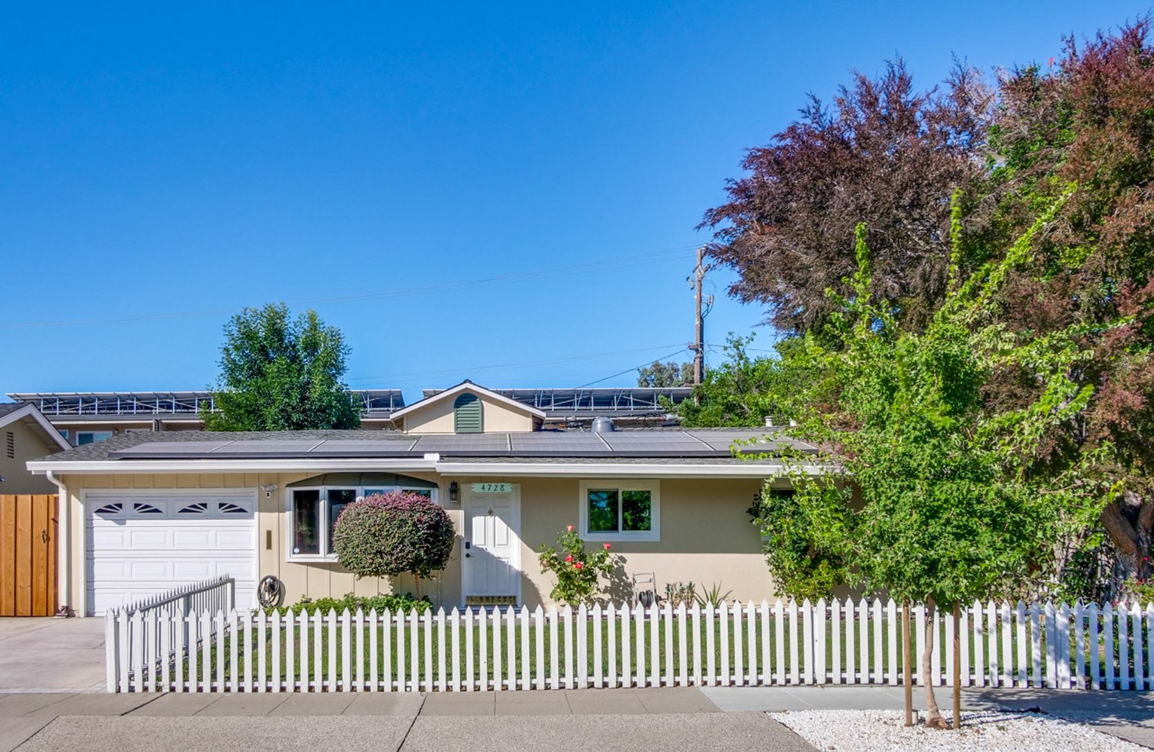 San Jose House: 4728 Parkwest Dr