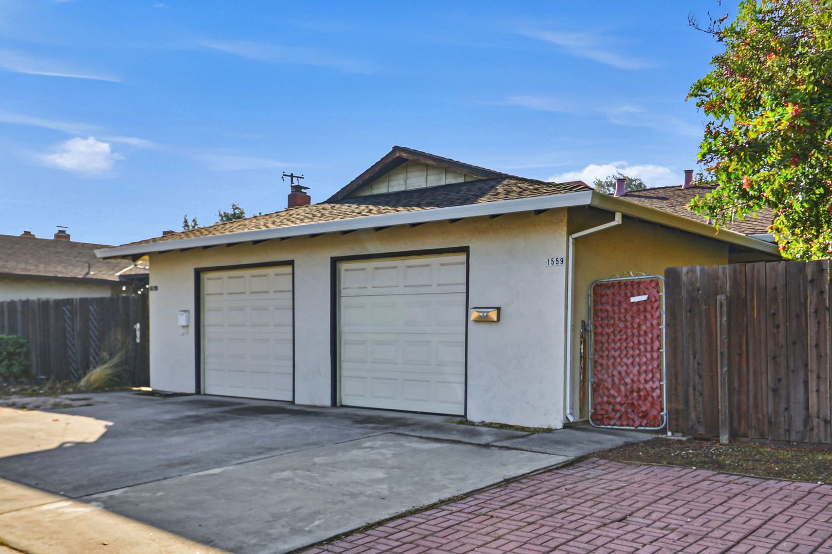 Sunnyvale Apartment: 1559 S Wolfe Rd