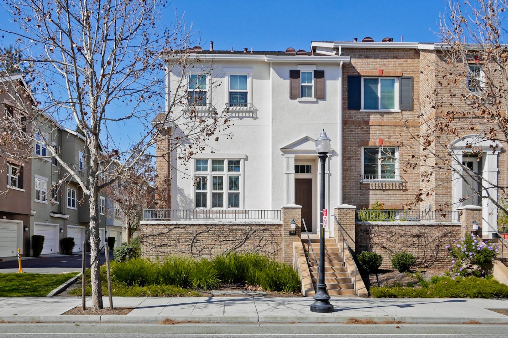 Sunnyvale Townhome: 562 Saco Ter
