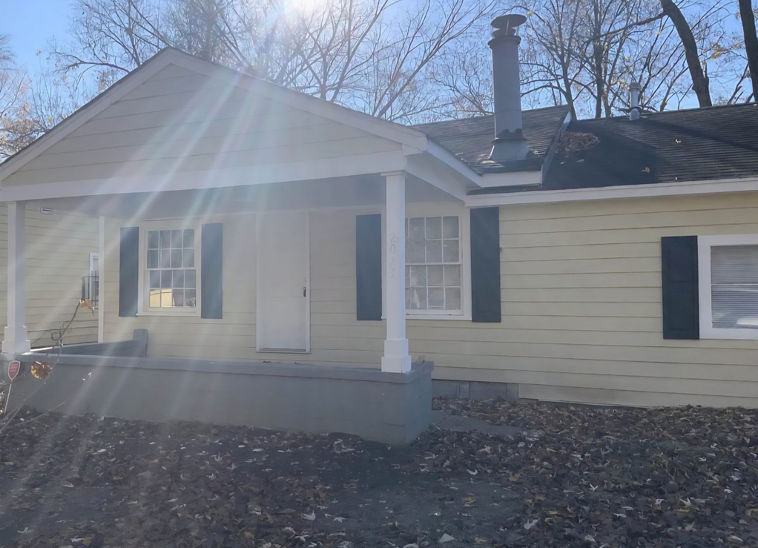 Memphis House: 2023 Whitney Avenue