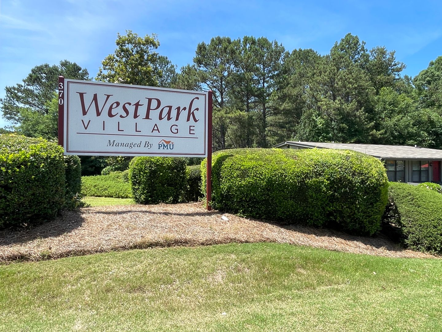 Lithia Springs Apartment: 370 Westfork Blvd - Units 101-908